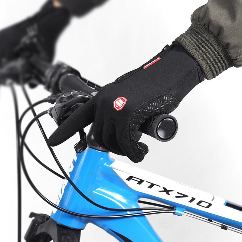 Portable Panda winter touchscreen gloves – waterproof, warm, and phone compatible